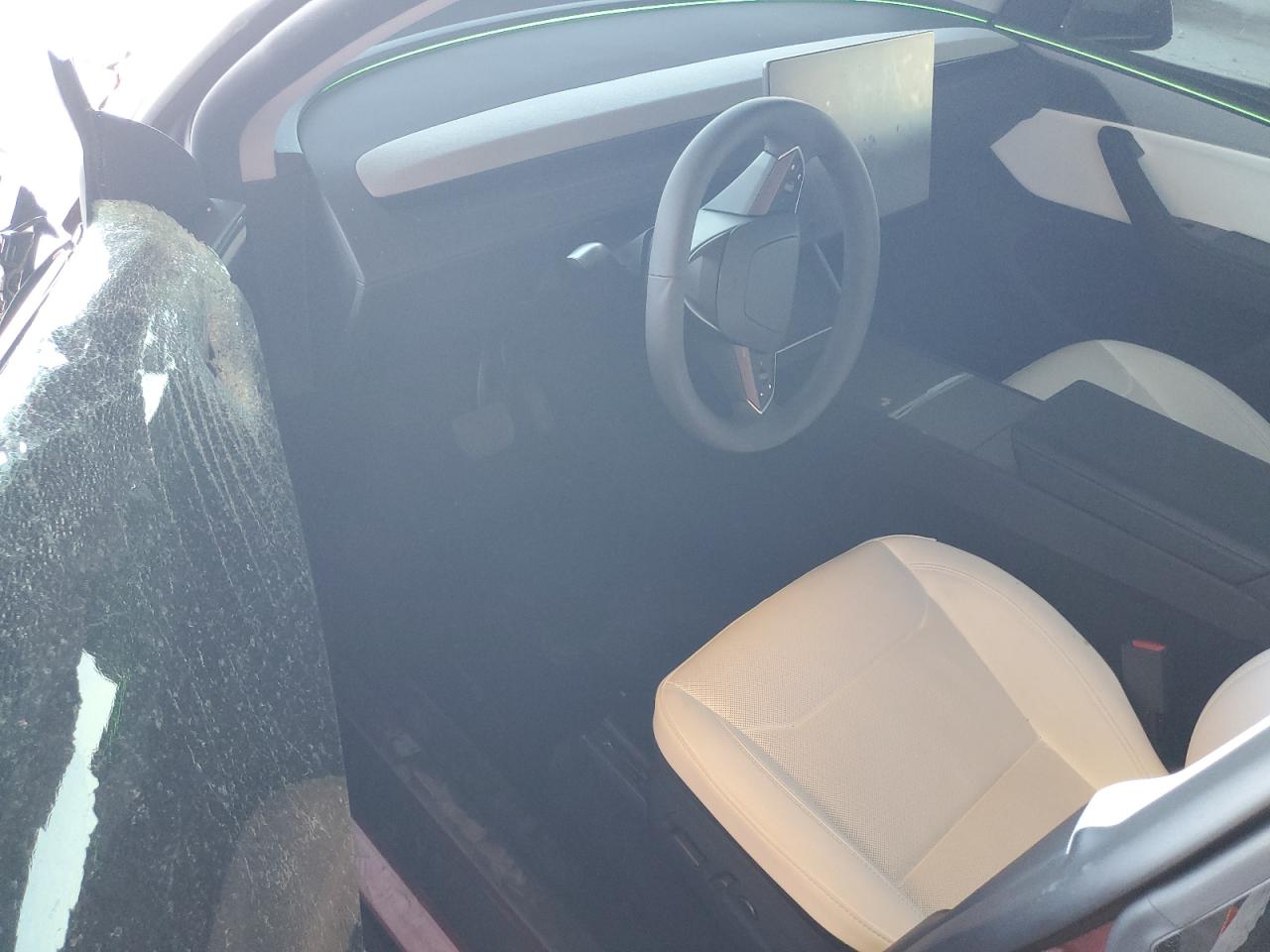 2026 Tesla Model Y VIN: 7SAYGDEE6TF342863 Lot: 85389135