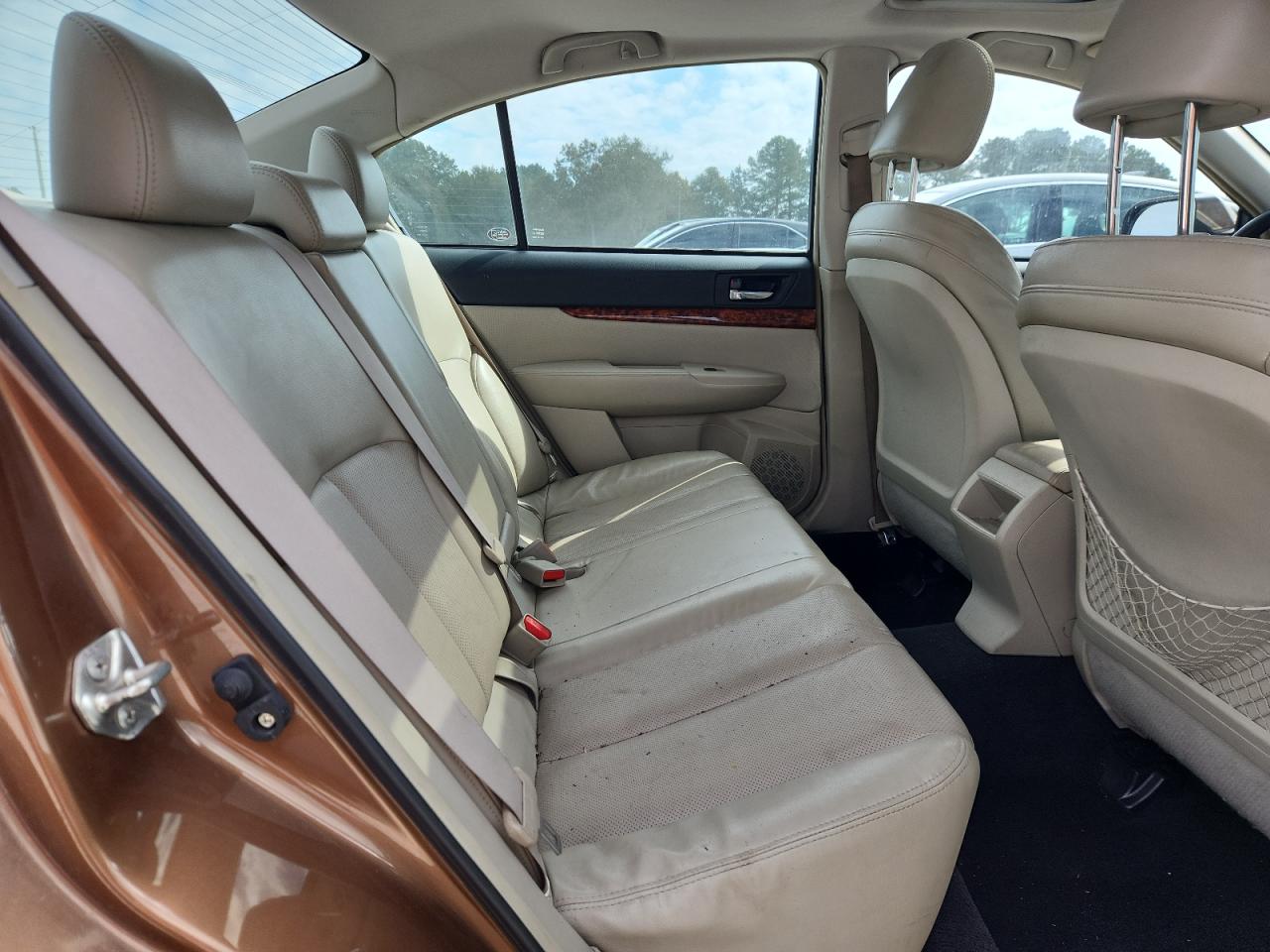 2011 Subaru Legacy 2.5I Limited VIN: 4S3BMCK69B3236549 Lot: 86210125