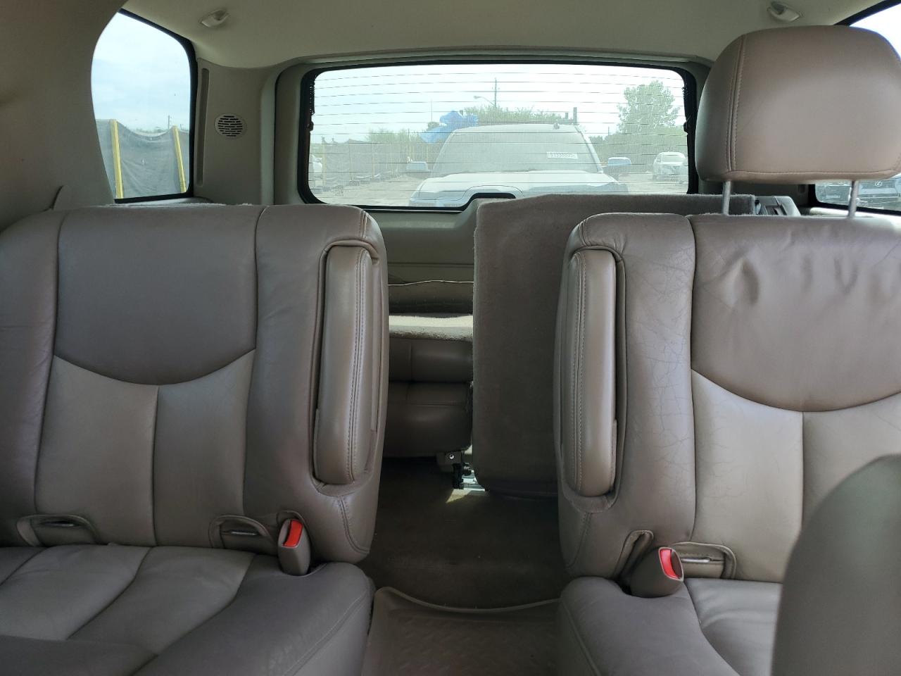 2005 GMC Yukon Denali VIN: 1GKEK63U15J160184 Lot: 84830565