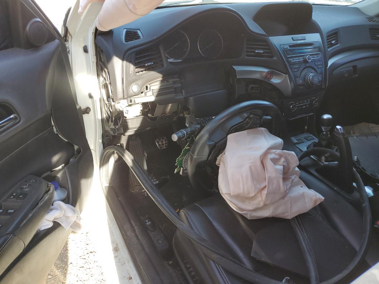 2014 Acura Ilx Dynamic VIN: 19VDE2E72EE400136 Lot: 81988645