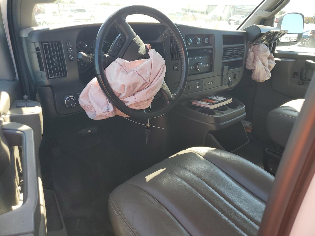 2022 Chevrolet Express G2500 VIN: 1GCWGAF7XN1178306 Lot: 86303365