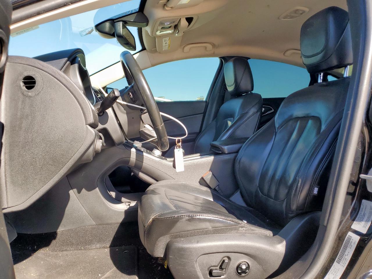 2016 Chrysler 200 Limited VIN: 1C3CCCAB7GN191925 Lot: 90613405