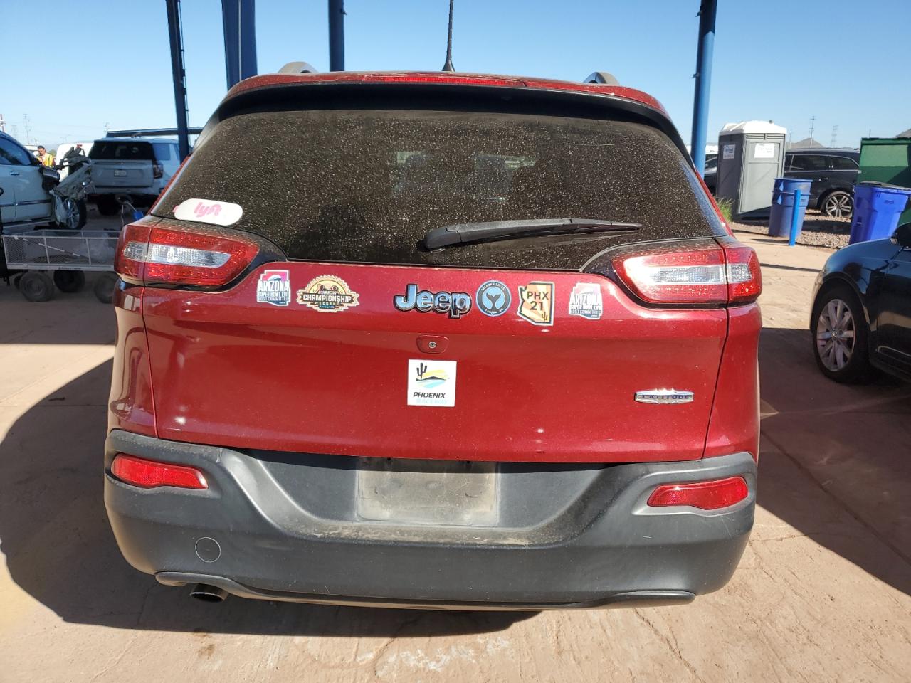 2017 Jeep Cherokee Latitude VIN: 1C4PJLCB7HW586635 Lot: 87436465