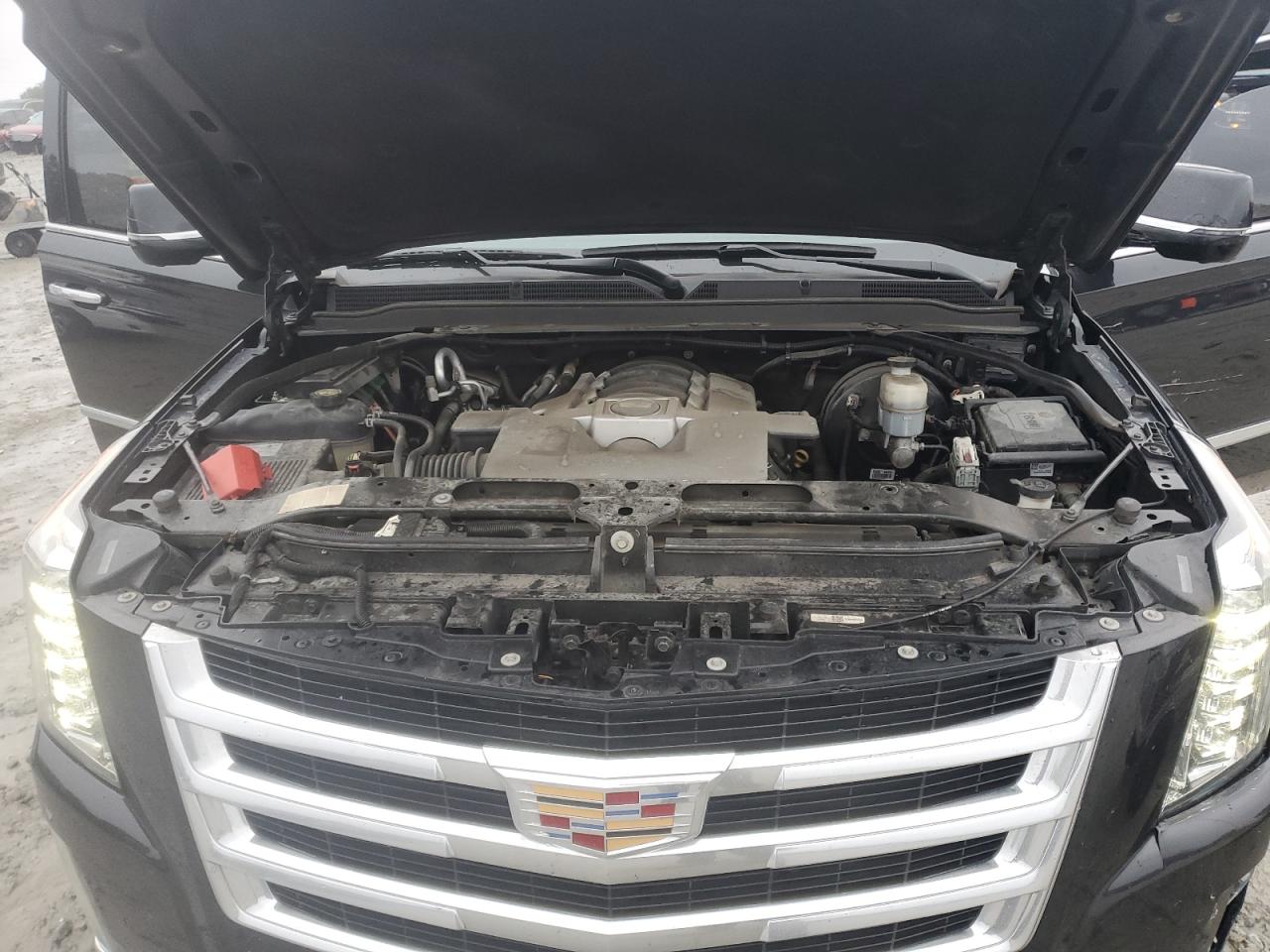 2019 Cadillac Escalade Luxury VIN: 1GYS4BKJ0KR290781 Lot: 90435895