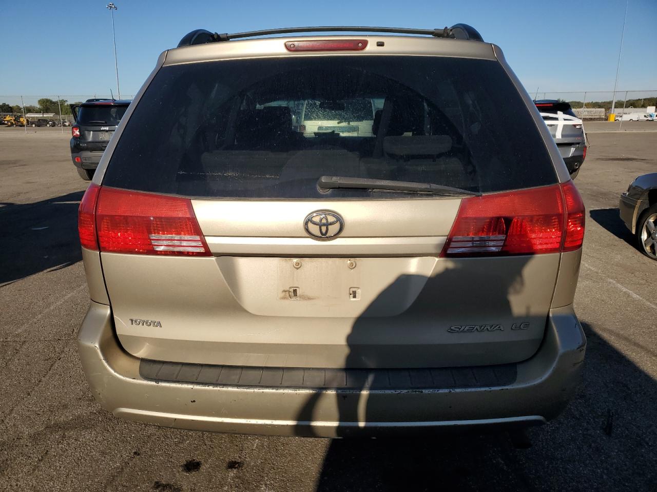 2004 Toyota Sienna Ce VIN: 5TDZA23C24S123811 Lot: 85756985