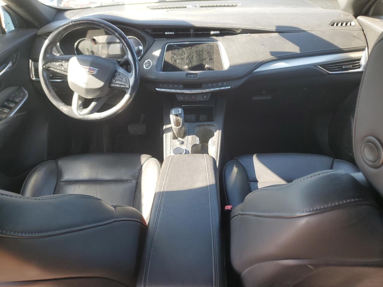 2019 Cadillac Xt4 Premium Luxury VIN: 1GYFZDR47KF176342 Lot: 89808535