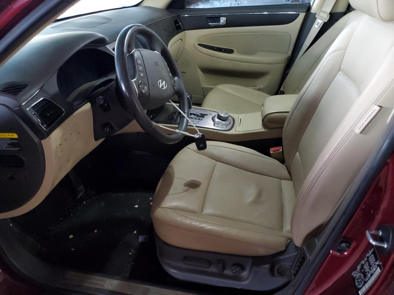 2011 Hyundai Genesis 3.8L VIN: KMHGC4DE0BU141662 Lot: 85555535