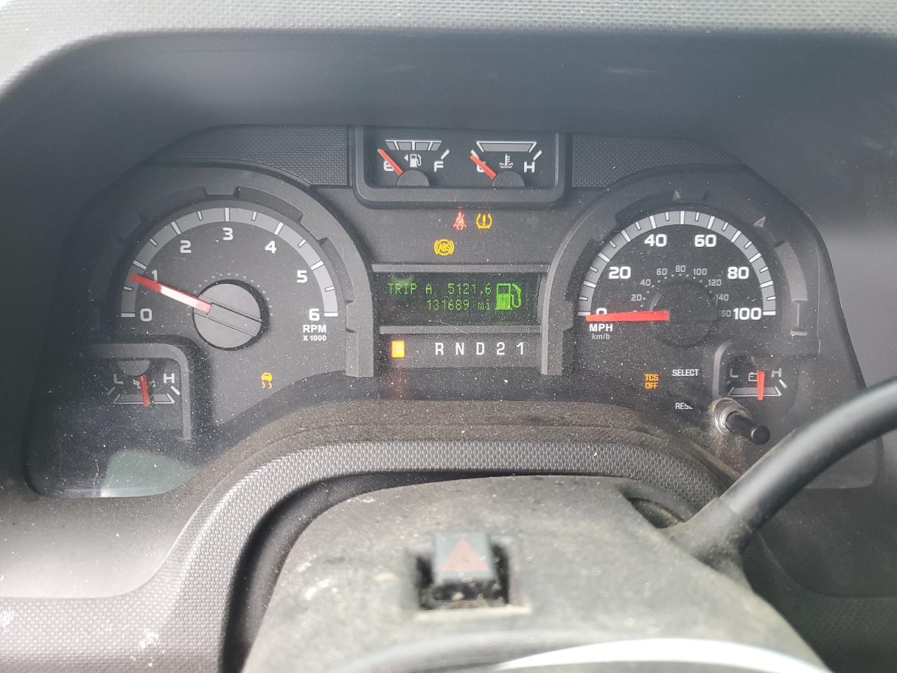 2013 Ford Econoline E350 Super Duty Wagon VIN: 1FBNE3BL3DDA04675 Lot: 85309555