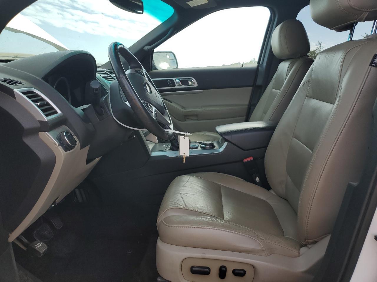 2014 Ford Explorer Xlt VIN: 1FM5K8D83EGA28433 Lot: 84819595