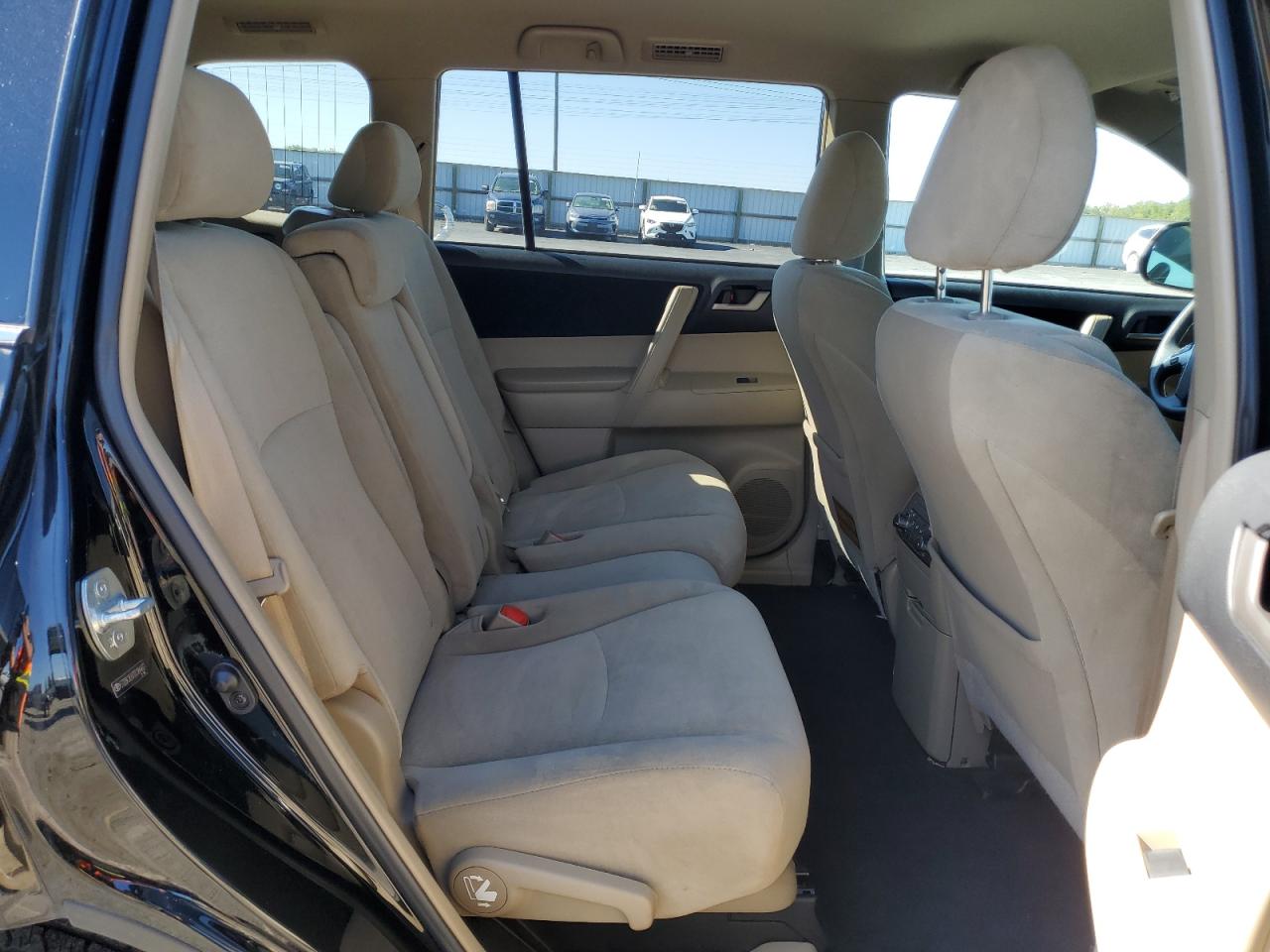 2013 Toyota Highlander Base VIN: 5TDBK3EH7DS184407 Lot: 84984815