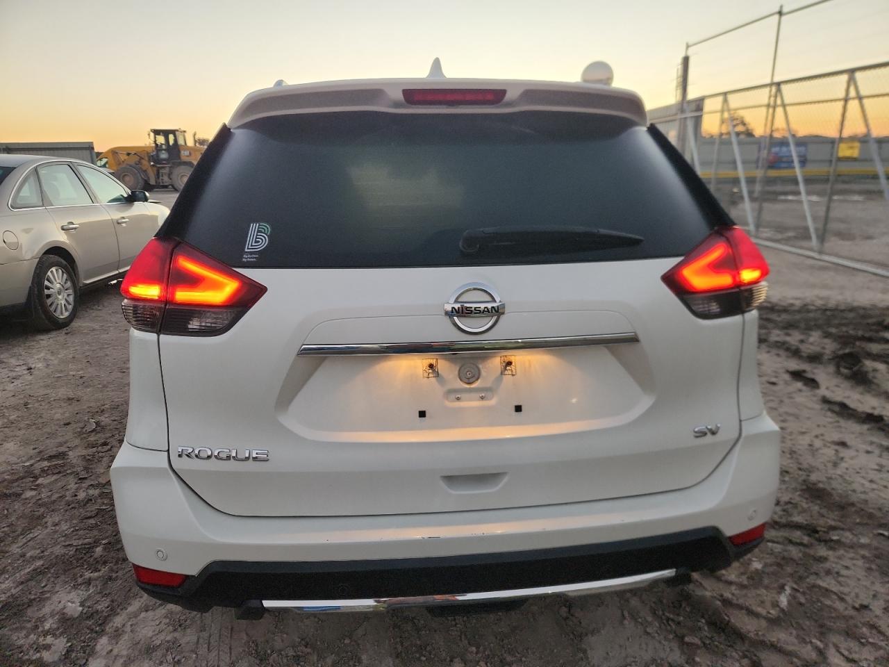 2019 Nissan Rogue S VIN: 5N1AT2MT4KC732771 Lot: 82505095