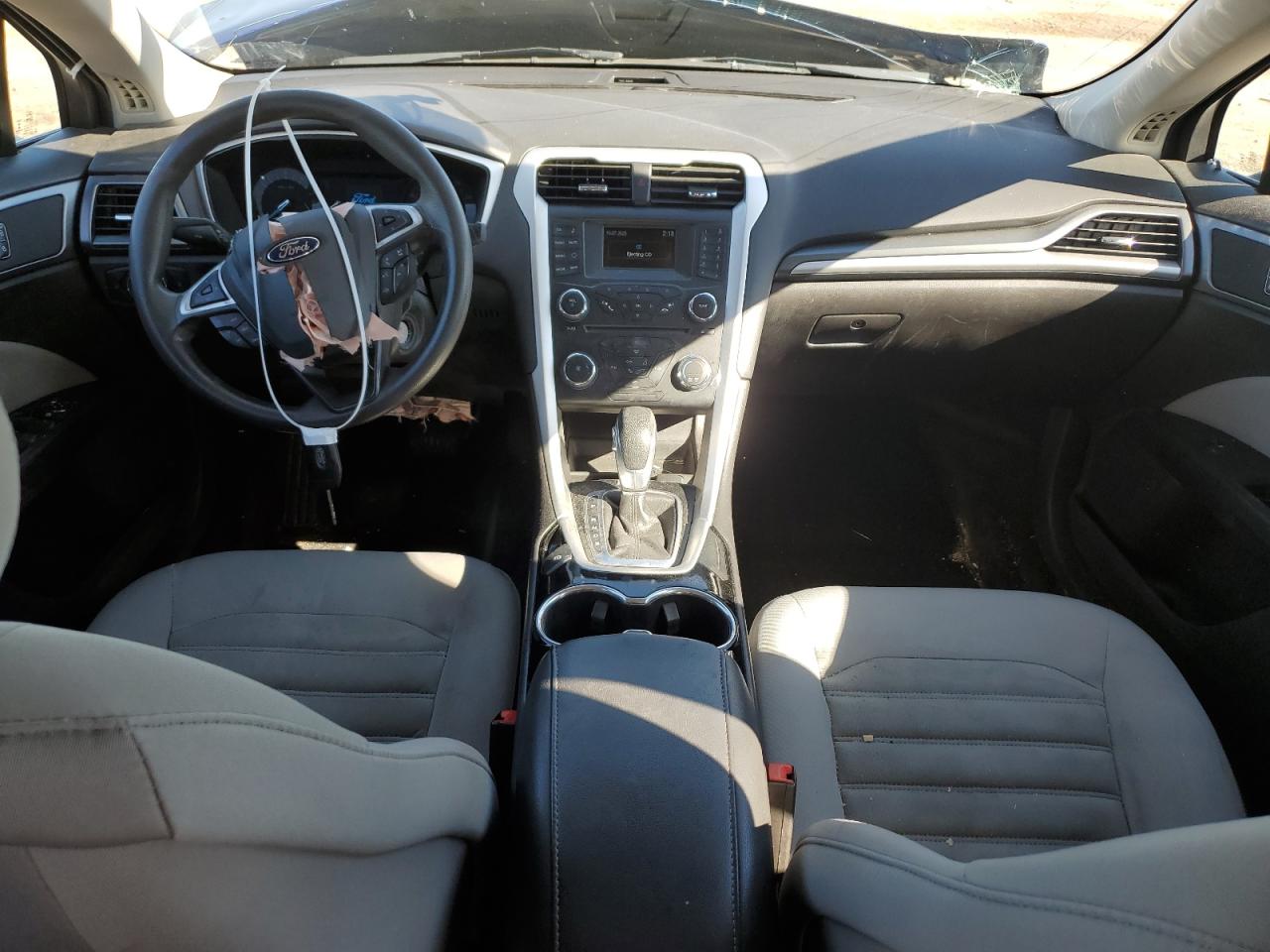 2015 Ford Fusion S VIN: 3FA6P0G78FR280208 Lot: 82310355