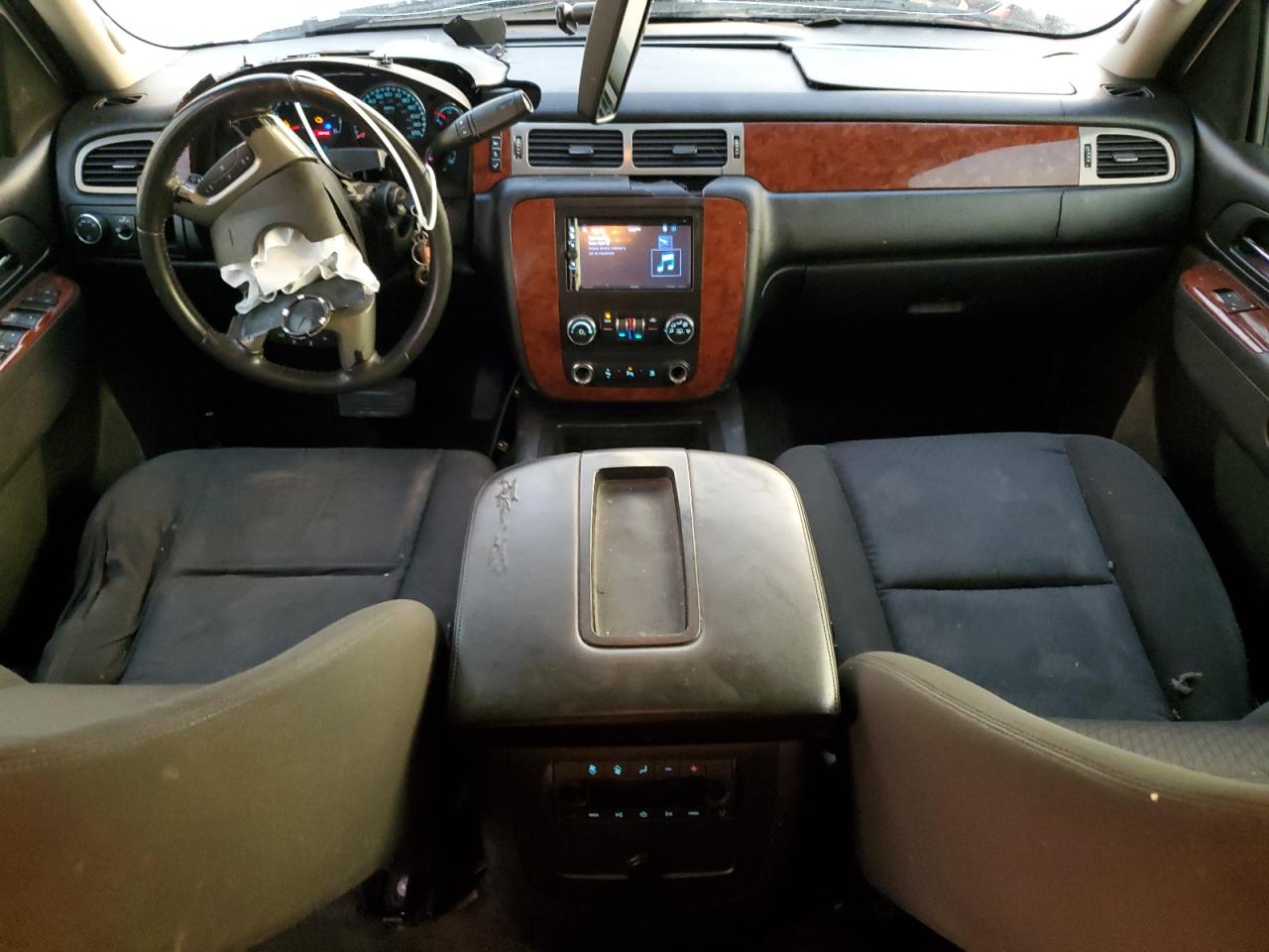 2011 Chevrolet Tahoe C1500 Ls VIN: 1GNSCAE01BR170517 Lot: 87089305