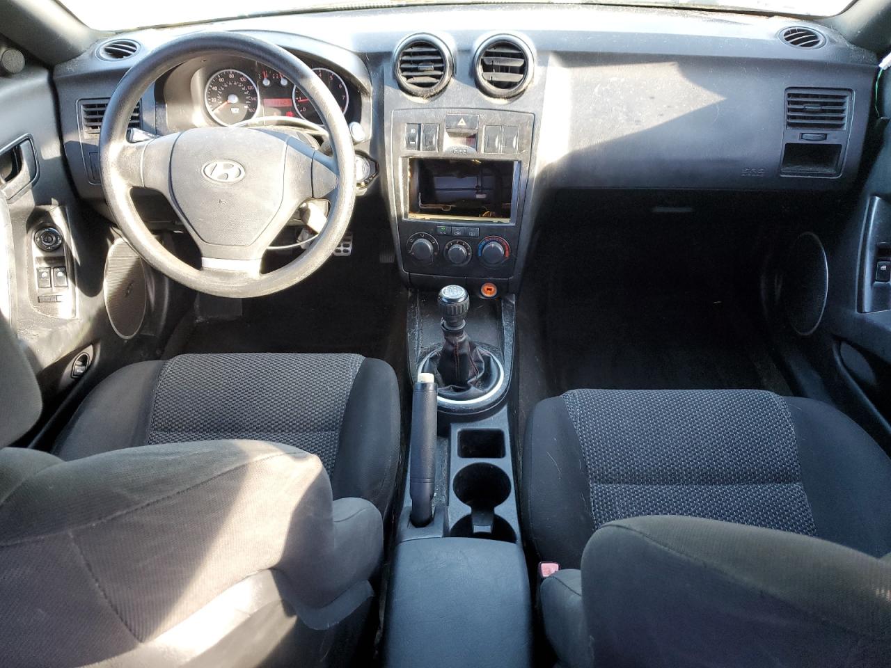 2003 Hyundai Tiburon Gt VIN: KMHHN65F33U018098 Lot: 90359185