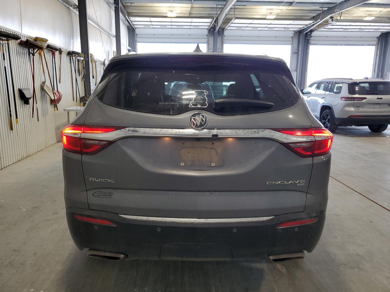 2018 Buick Enclave Essence VIN: 5GAEVAKW0JJ193097 Lot: 84729965