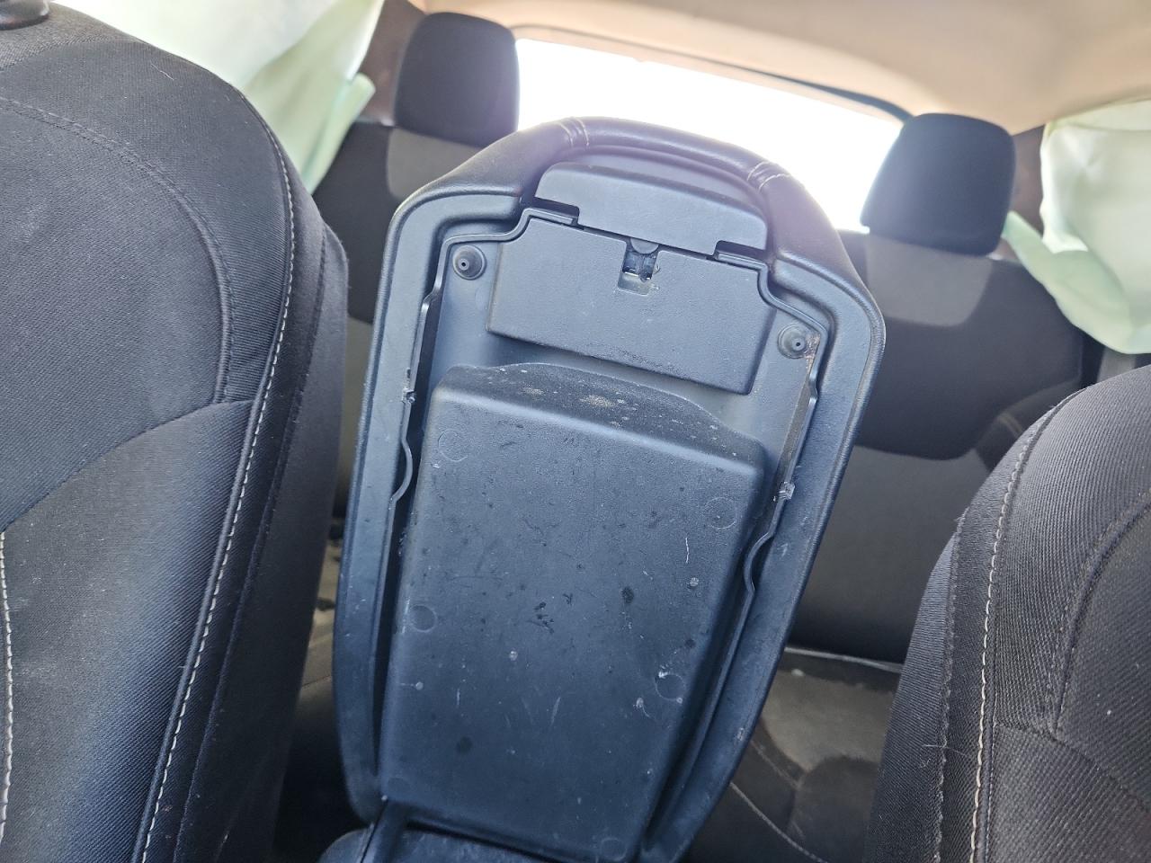 2014 Jeep Cherokee Latitude VIN: 1C4PJMCS2EW272795 Lot: 90243275