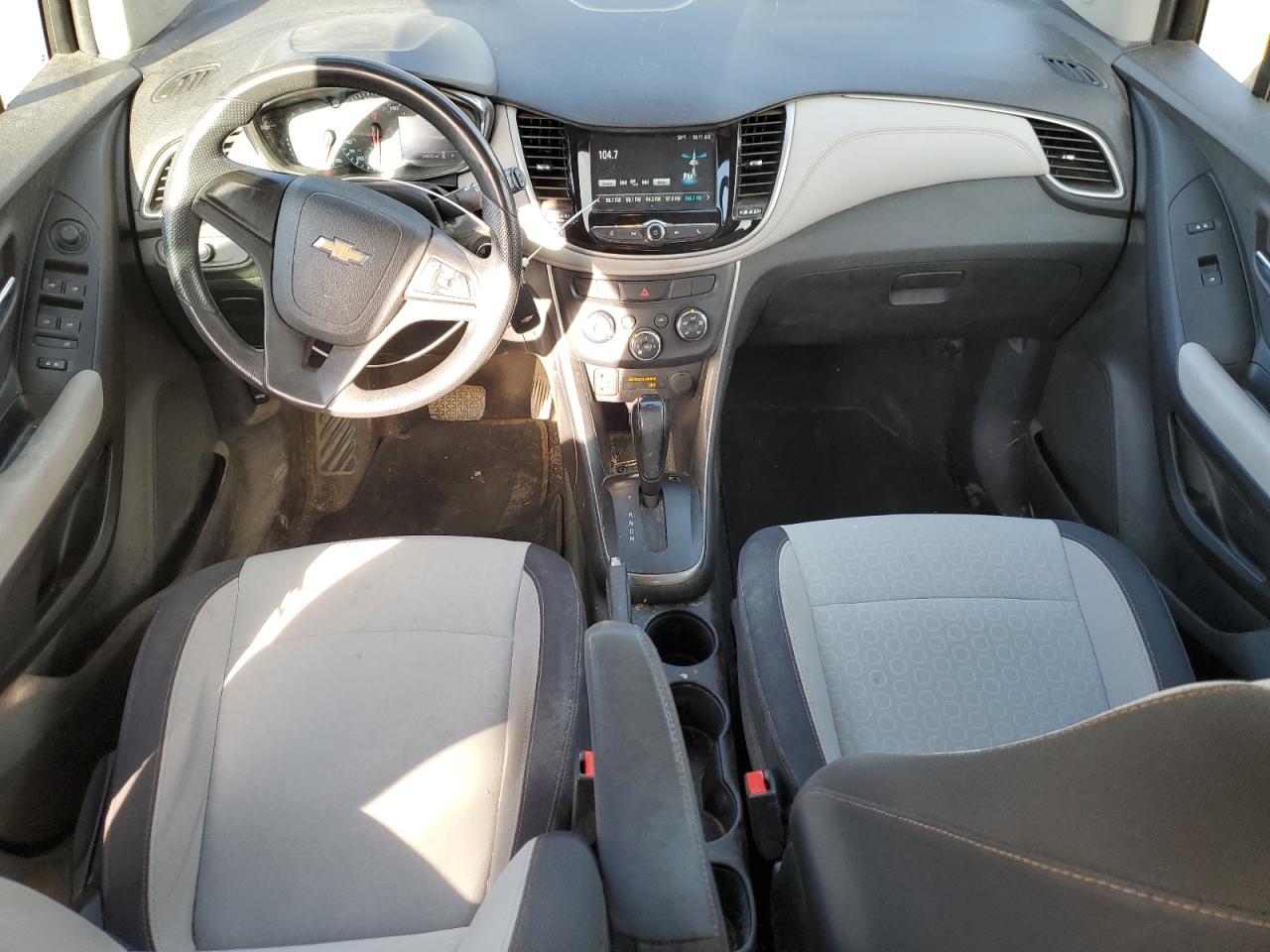 2017 Chevrolet Trax Ls VIN: 3GNCJKSB3HL235860 Lot: 90225655