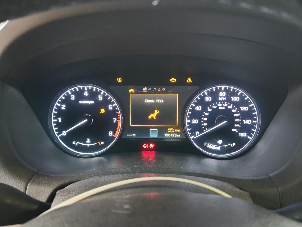 2015 Hyundai Genesis 3.8L VIN: KMHGN4JE4FU101296 Lot: 82238735