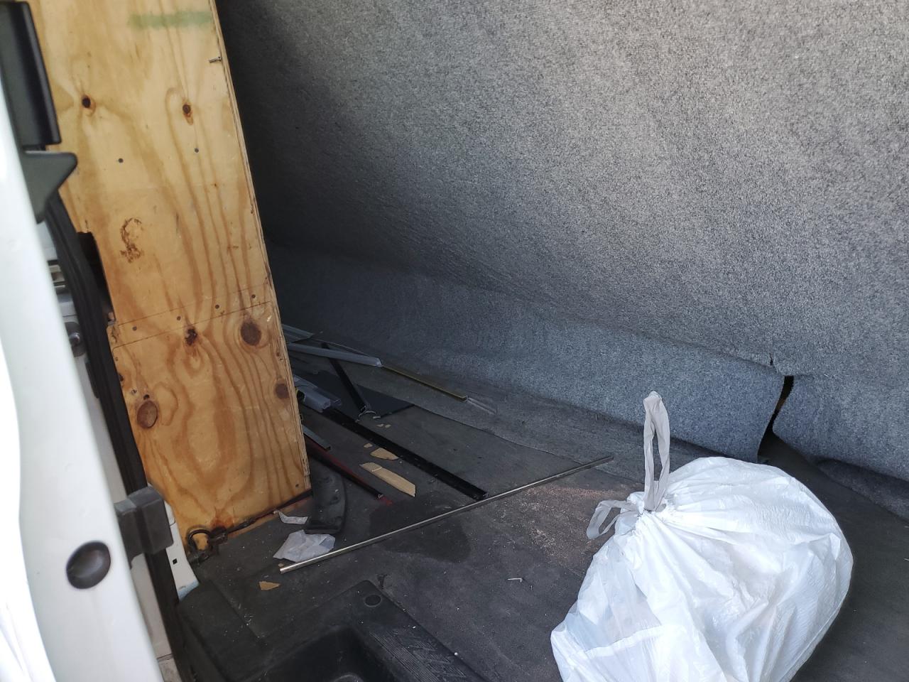 2020 Ford Transit T-150 VIN: 1FTYE1C81LKA25607 Lot: 90027595