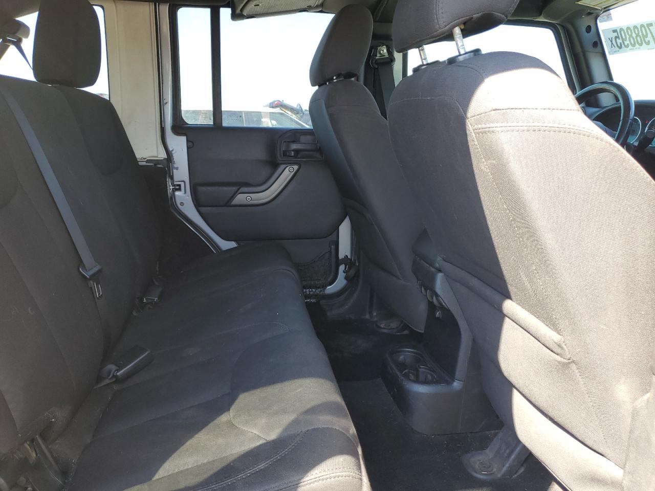 2015 Jeep Wrangler Unlimited Sport VIN: 1C4BJWDG5FL763039 Lot: 81798895