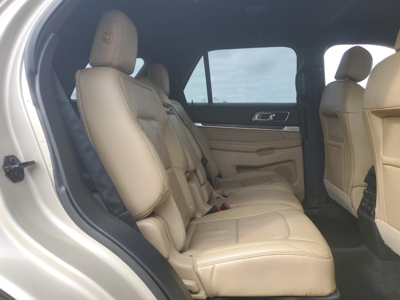 2017 Ford Explorer Limited VIN: 1FM5K7F83HGE19819 Lot: 84980455