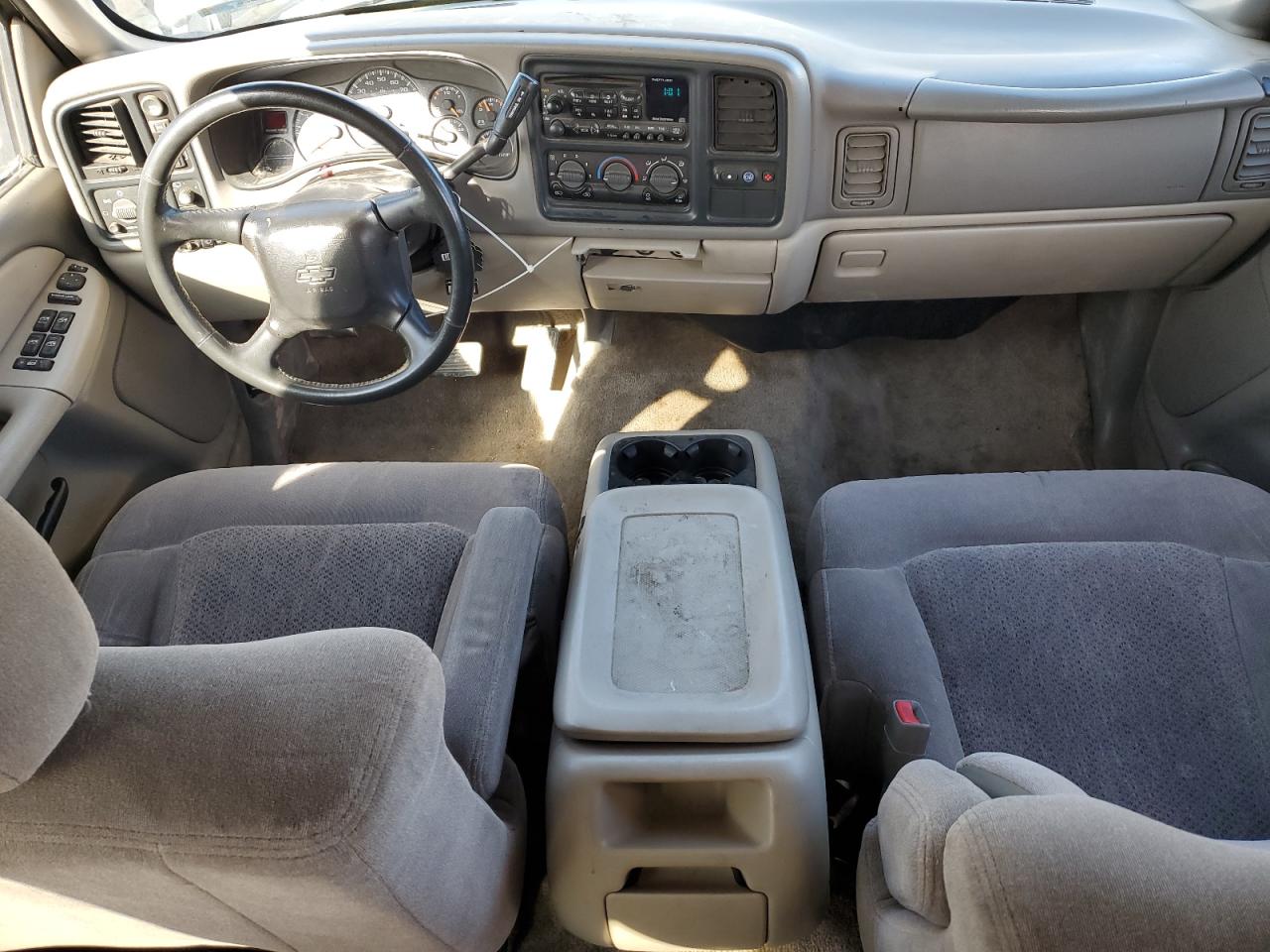 2002 Chevrolet Tahoe K1500 VIN: 1GNEK13ZX2J334511 Lot: 90374805