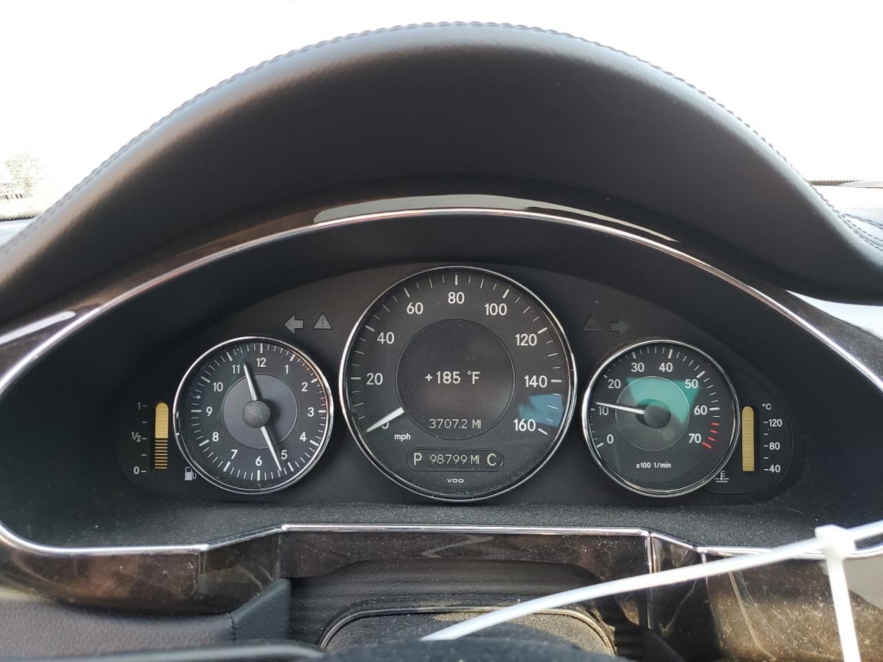 2008 Mercedes-Benz Cls 550 VIN: WDDDJ72X48A132126 Lot: 85307745