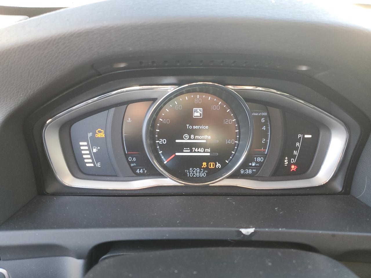 2015 Volvo V60 Premier VIN: YV140MEKXF1222061 Lot: 90715205