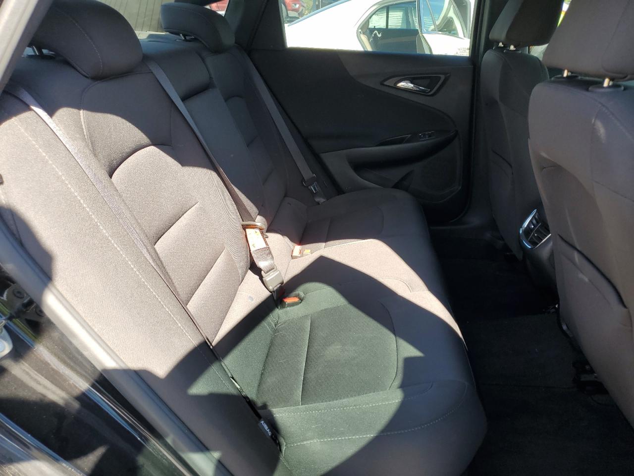 2018 Chevrolet Malibu Lt VIN: 1G1ZD5ST5JF131092 Lot: 84447845