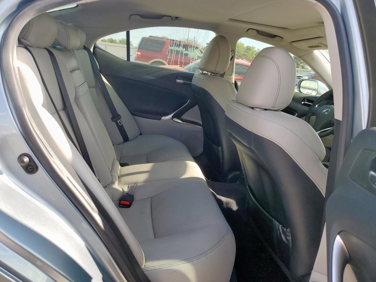 2010 Lexus Is 250 VIN: JTHBF5C24A5110411 Lot: 82250165