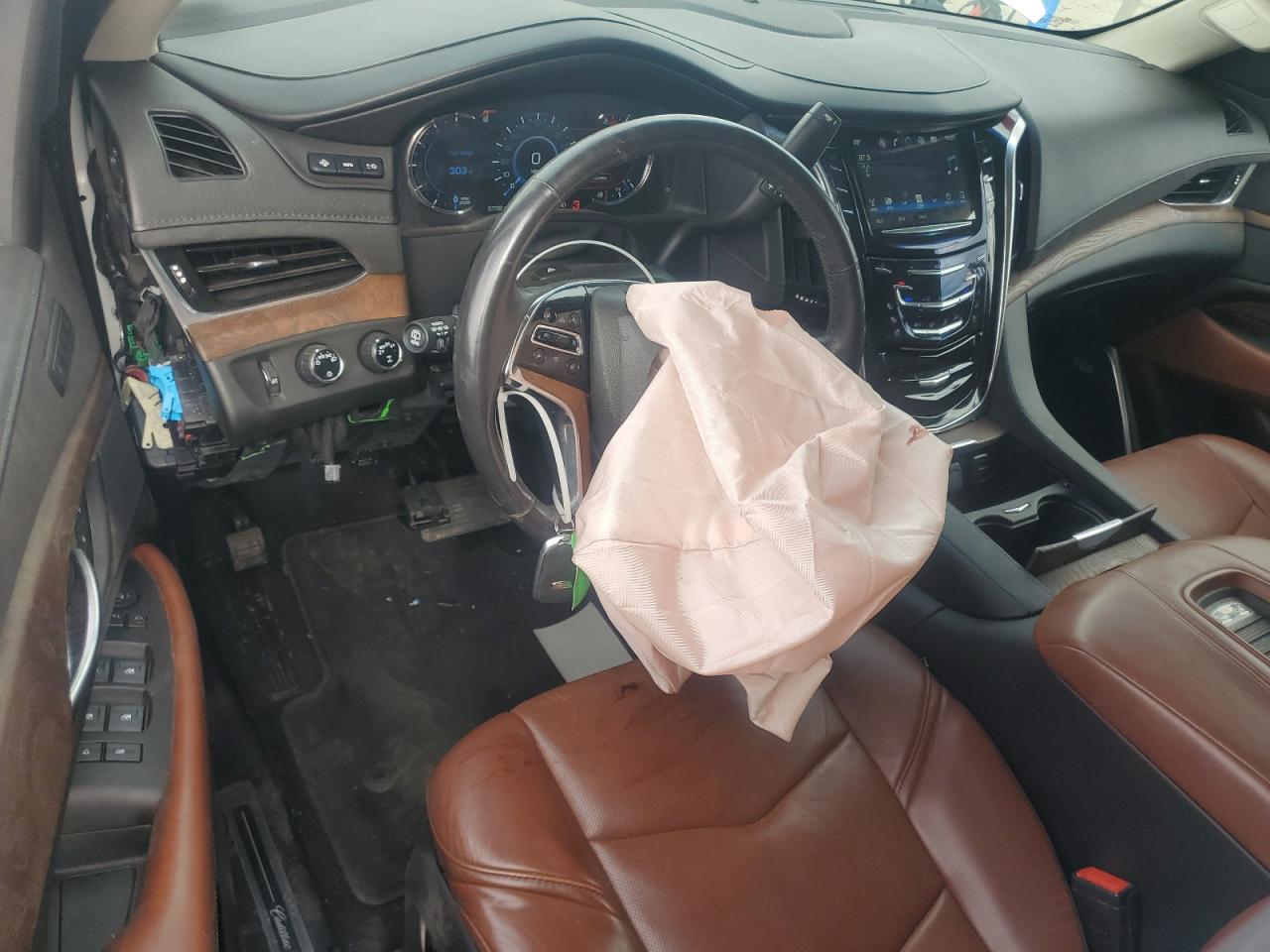 2020 Cadillac Escalade Luxury VIN: 1GYS4BKJ5LR128016 Lot: 85305105