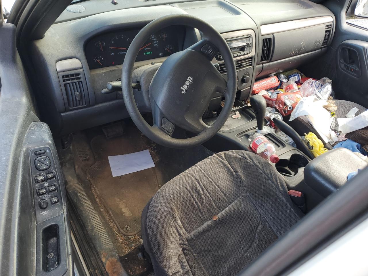 2001 Jeep Grand Cherokee Laredo VIN: 1J4GX48SX1C637236 Lot: 82461805