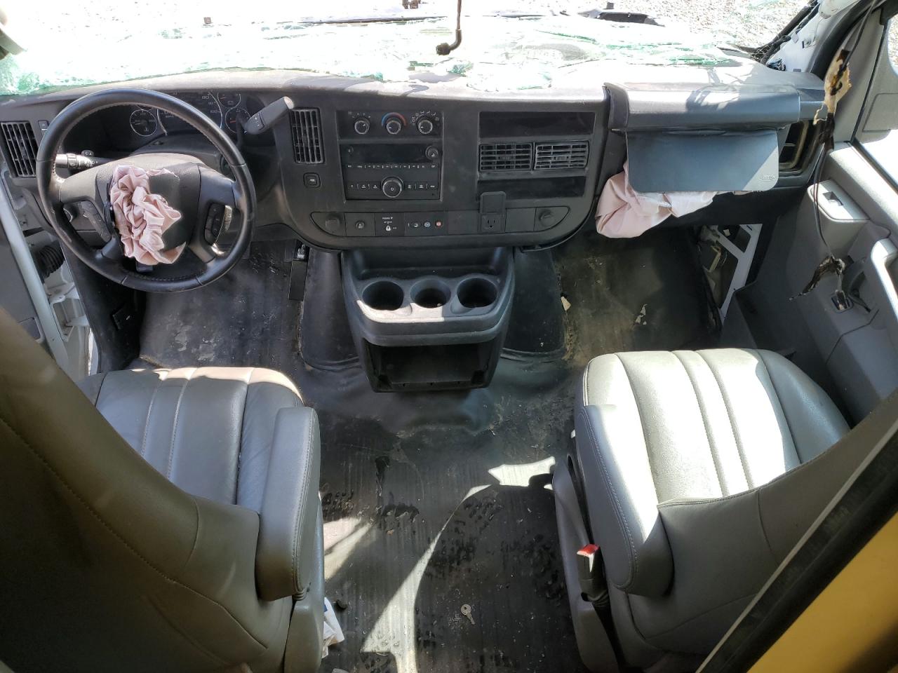 2023 Chevrolet Express Box Truck VIN: 1HA6GVF71PN010357 Lot: 87080725