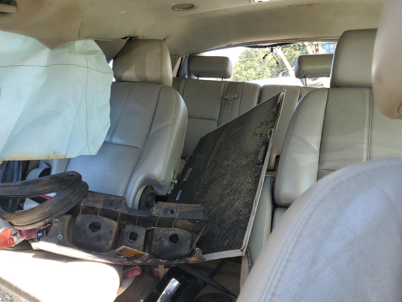 2011 Chevrolet Tahoe C1500 Lt VIN: 1GNSCBE07BR381078 Lot: 86639485