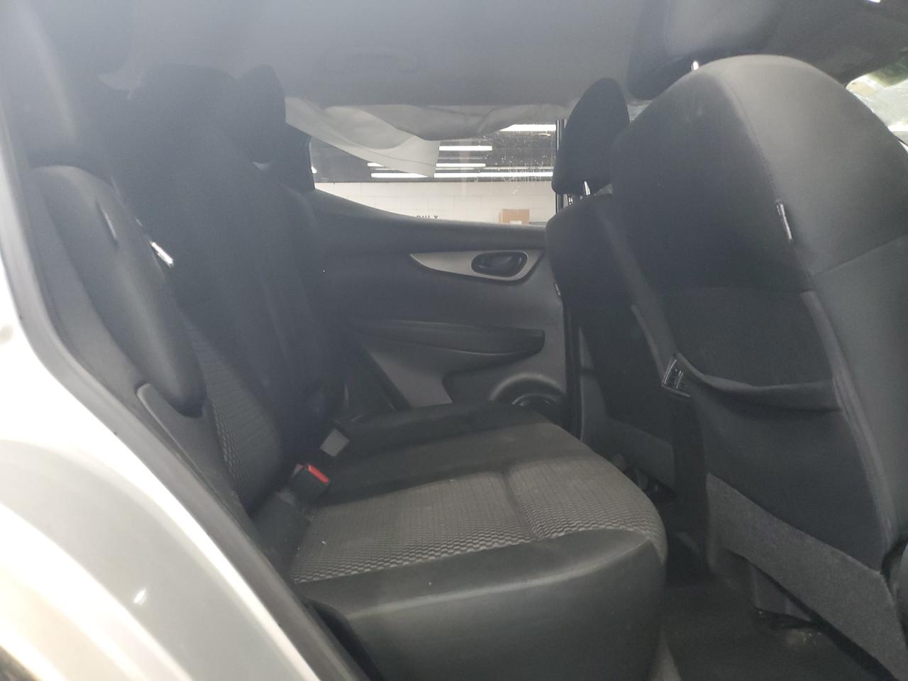 2022 Nissan Rogue Sport S VIN: JN1BJ1AW9NW681295 Lot: 62808405