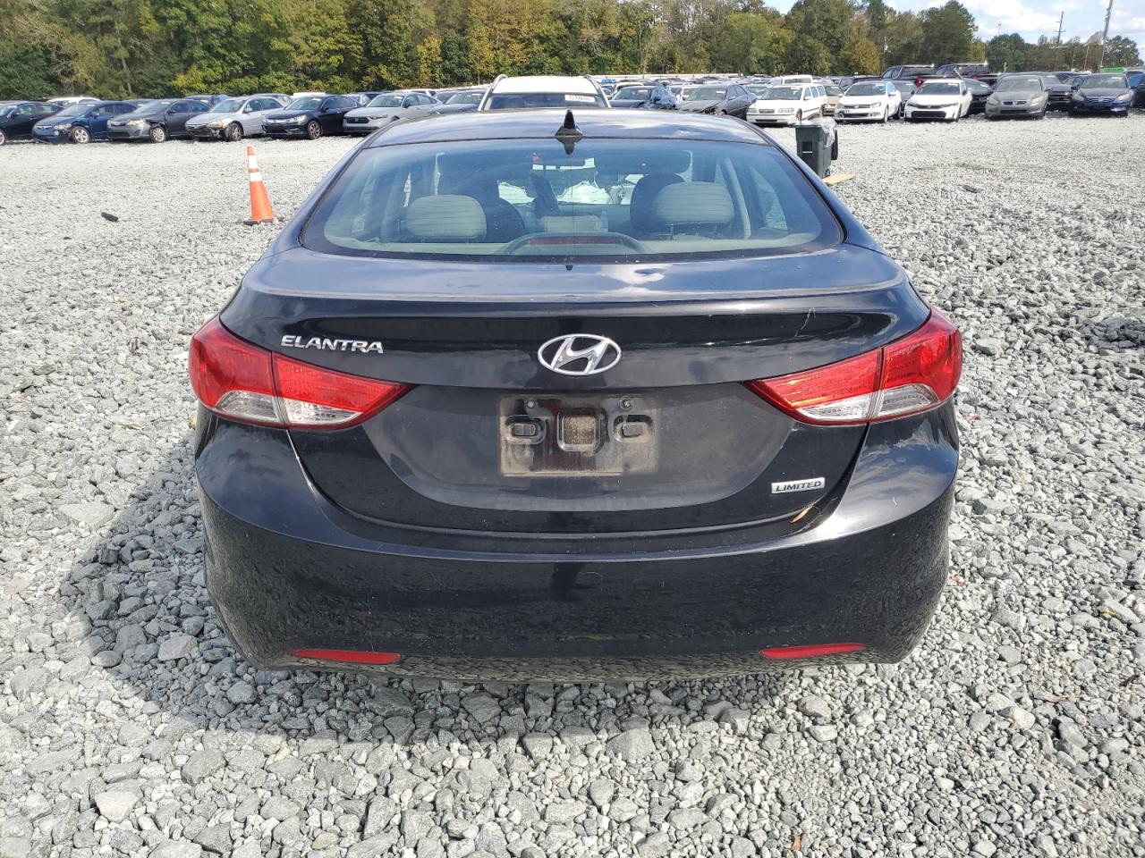 2013 Hyundai Elantra Gls VIN: 5NPDH4AE2DH386912 Lot: 82321315