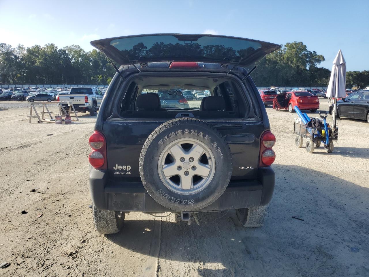 2024 Jeep Liberty Sport VIN: 1J4GL48K06W290310 Lot: 85785175