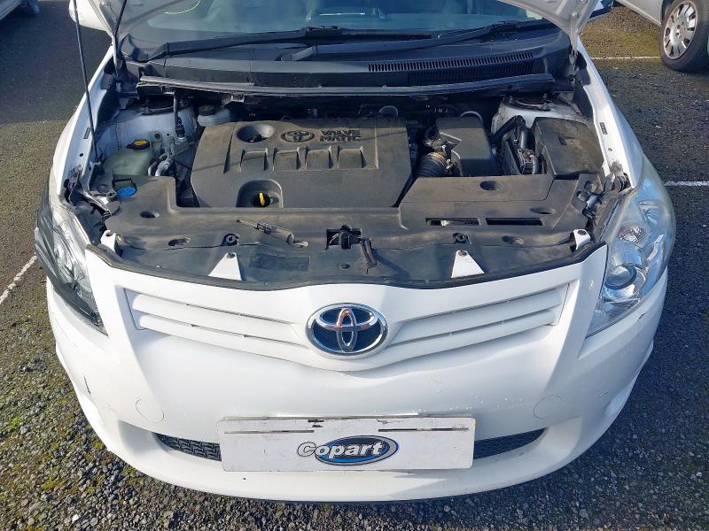 2012 TOYOTA AURIS 1.6 V-MATIC COLOUR COLLECTION 5DR