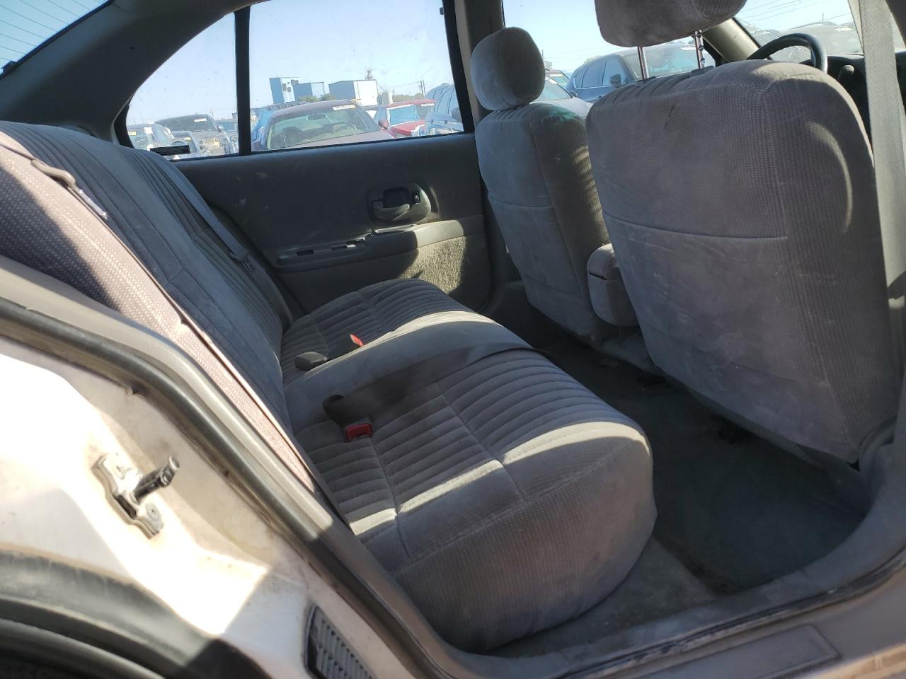 2001 Chevrolet Lumina VIN: 2G1WL52J311295615 Lot: 82190595