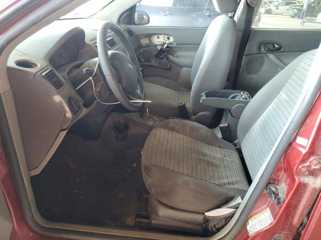 2005 Ford Focus Zx4 VIN: 1FAFP34N85W285148 Lot: 85783095