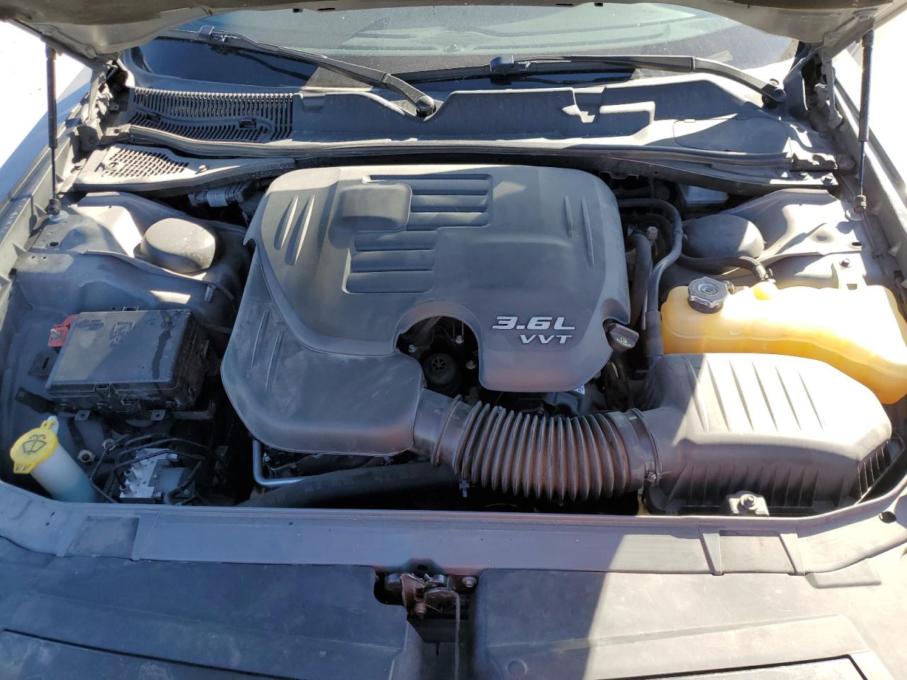 2018 Dodge Challenger Sxt VIN: 2C3CDZAG3JH255129 Lot: 86871775