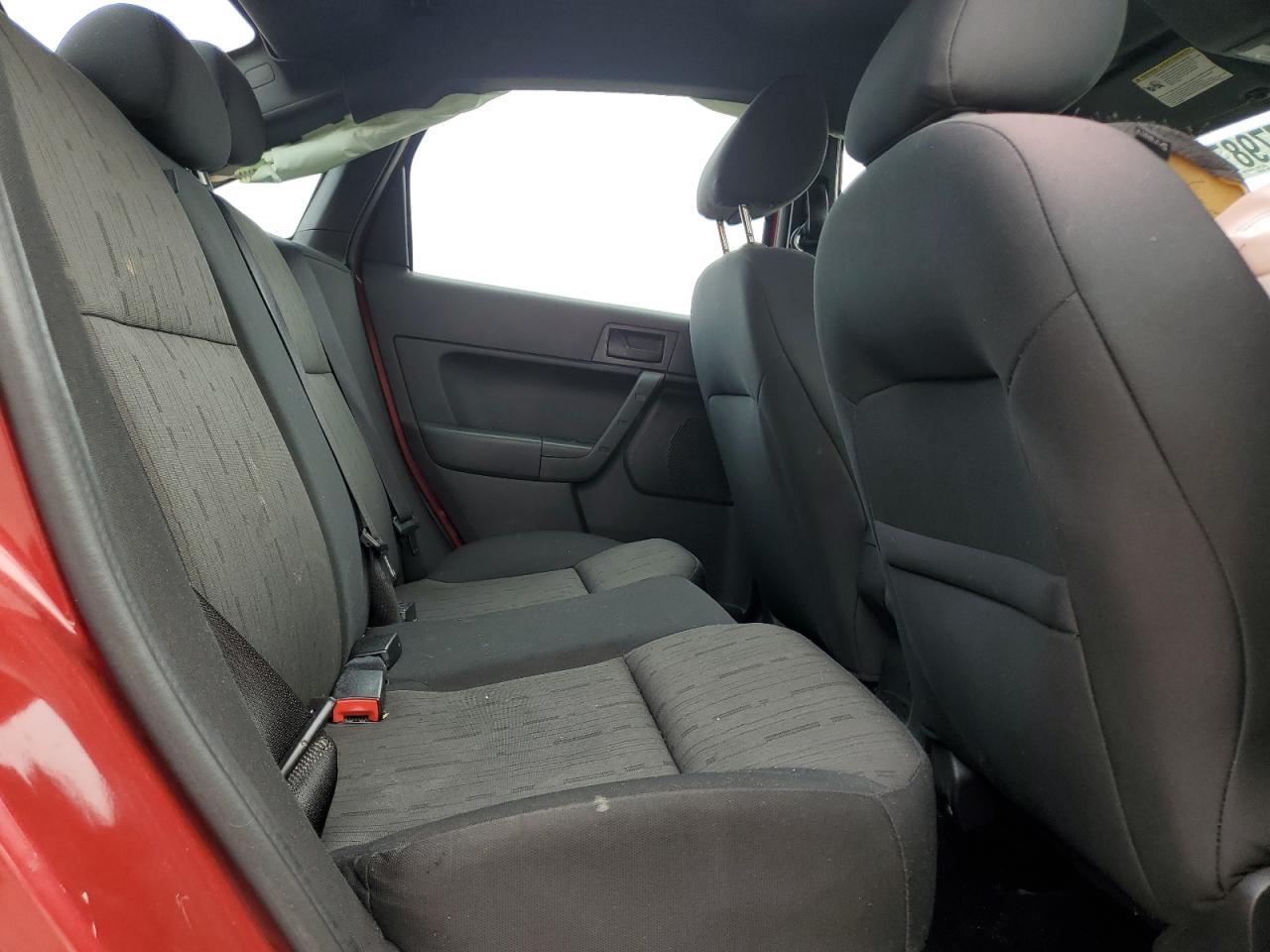 2010 Ford Focus Se VIN: 1FAHP3FN2AW205410 Lot: 85779875