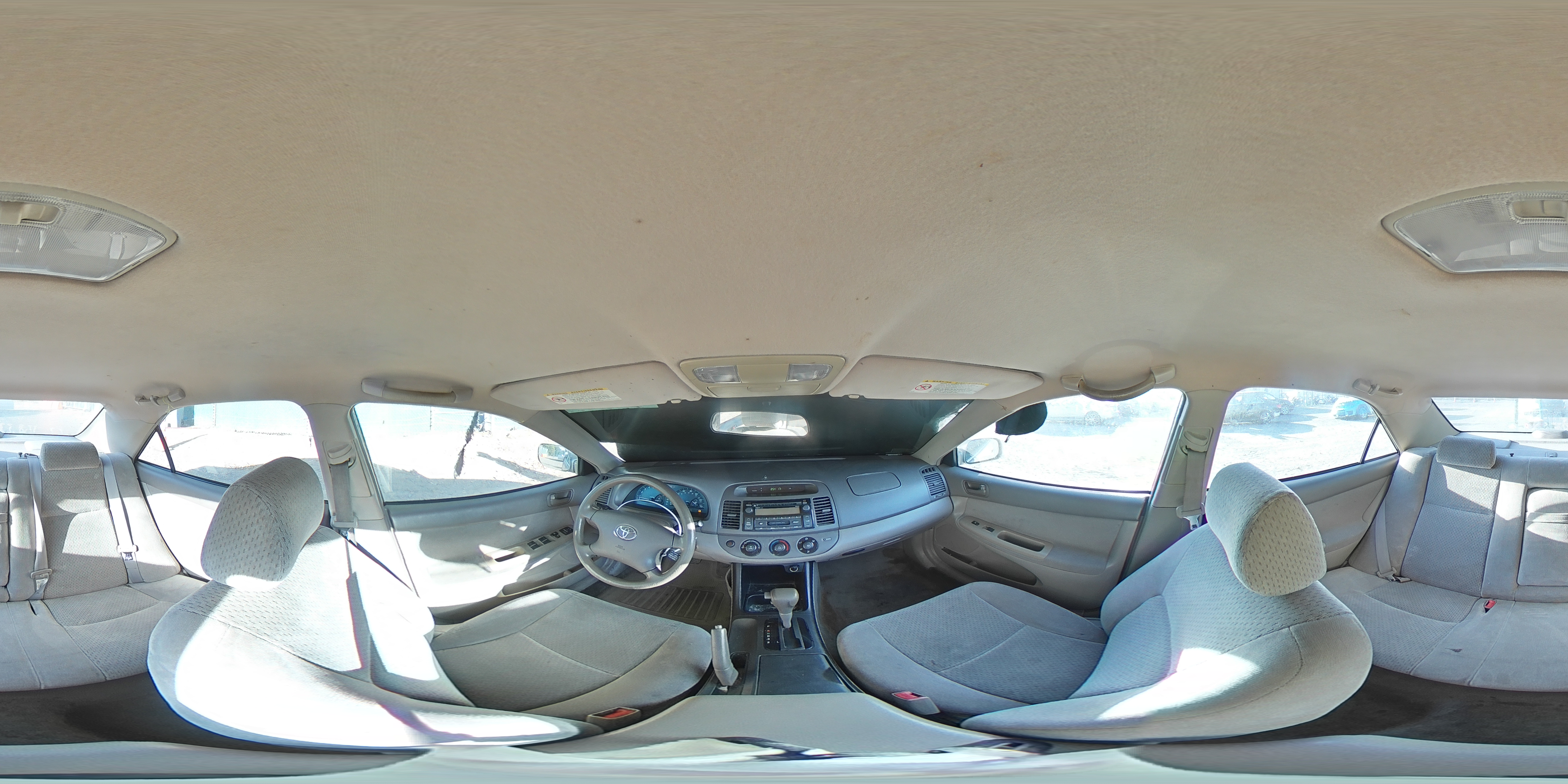 2003 Toyota Camry Le VIN: 4T1BF32K13U556835 Lot: 84925045