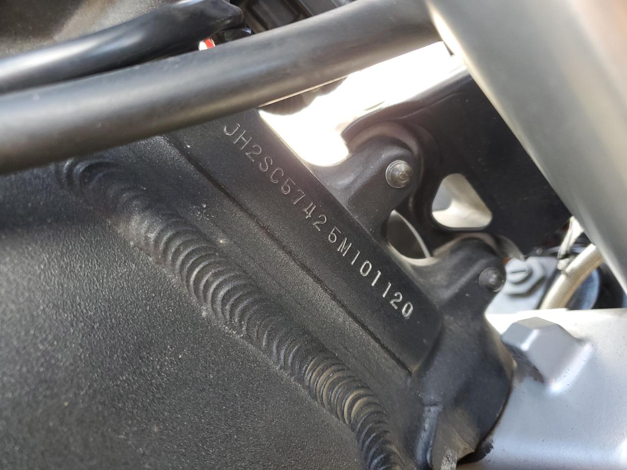 2005 Honda Cbr1000 Rr VIN: JH2SC57425M101120 Lot: 82419225