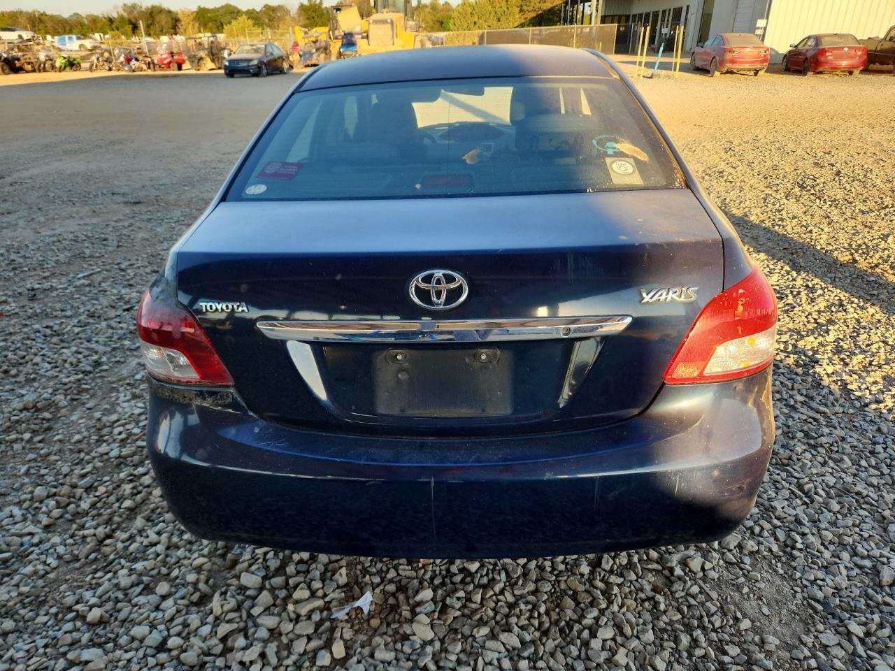 2010 Toyota Yaris VIN: JTDBT4K3XA1359933 Lot: 86598575