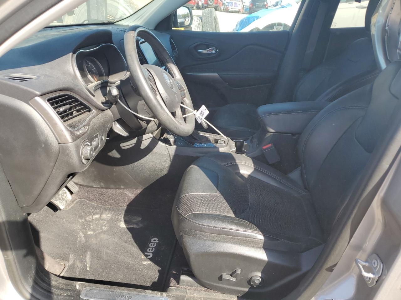 2019 Jeep Cherokee Limited VIN: 1C4PJMDN6KD163188 Lot: 85330735