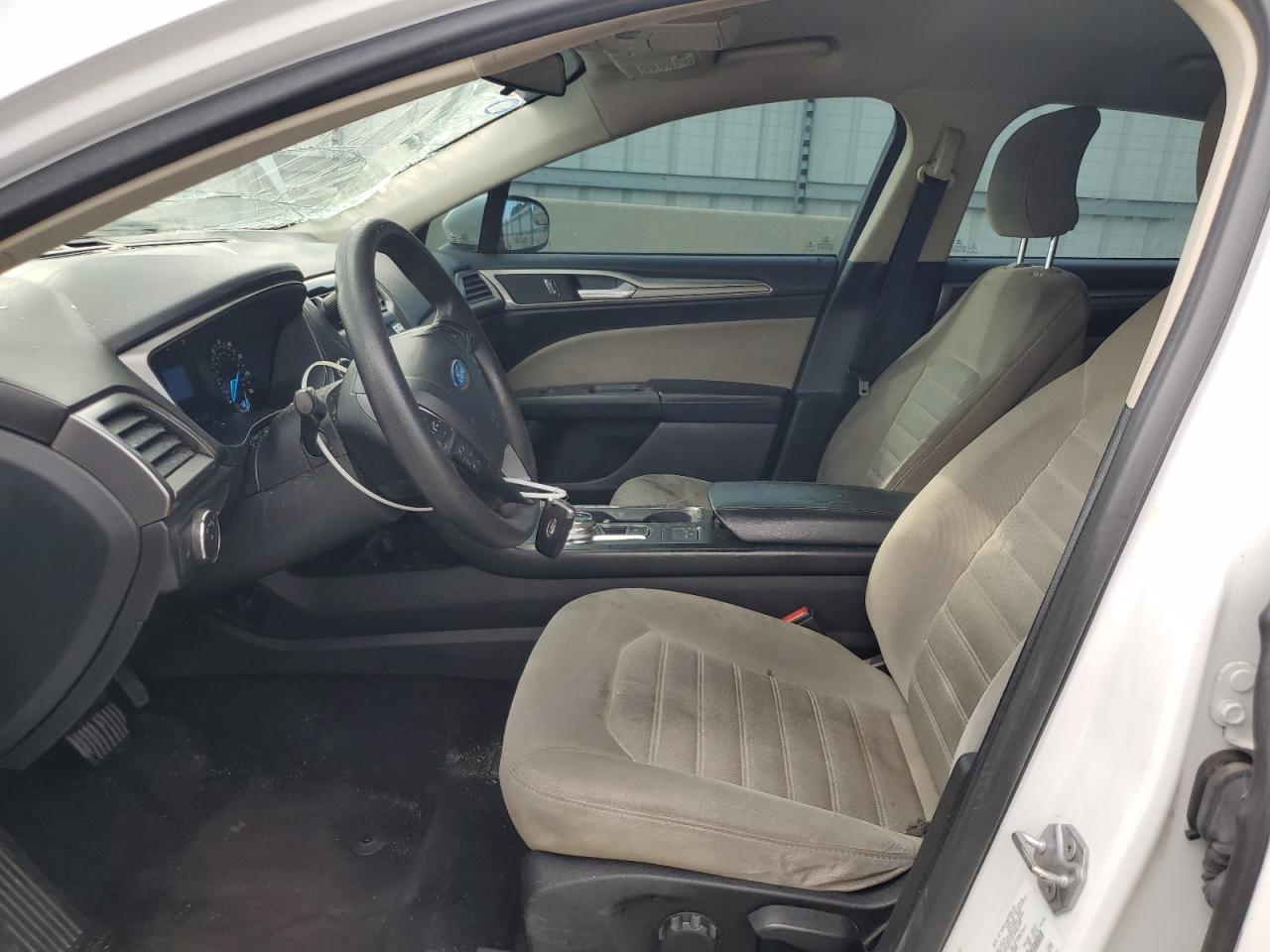 2017 Ford Fusion S VIN: 3FA6P0G77HR161455 Lot: 85737405