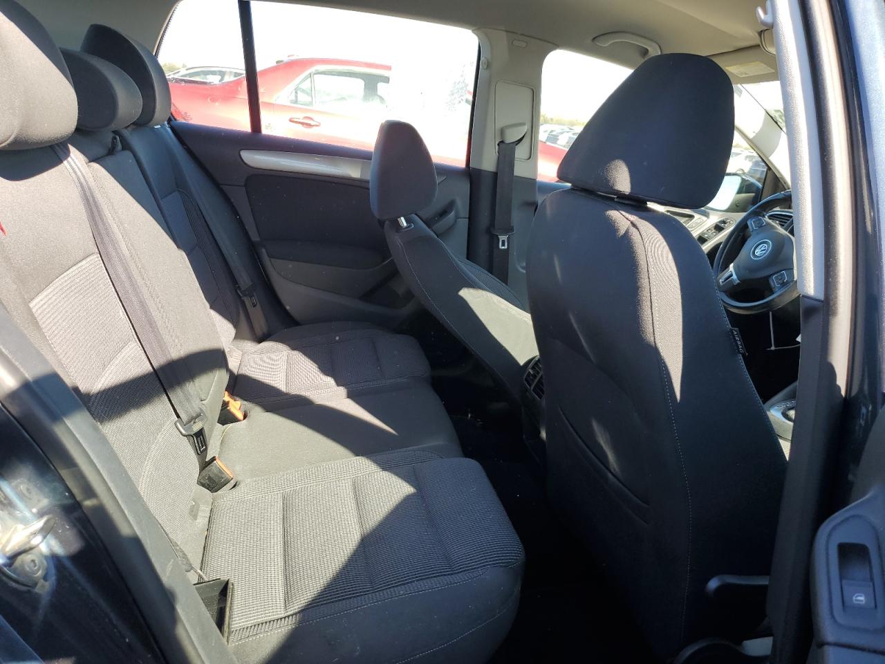 2014 Volkswagen Golf VIN: WVWDM7AJ2EW006473 Lot: 90027125