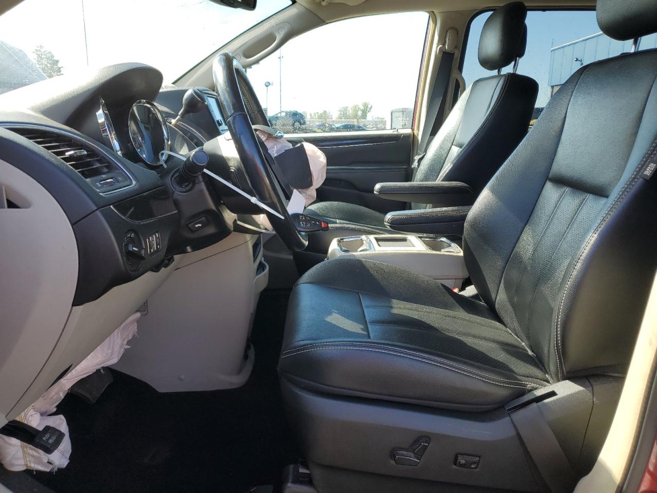 2014 Chrysler Town & Country Touring L VIN: 2C4RC1CG9ER277546 Lot: 85644745