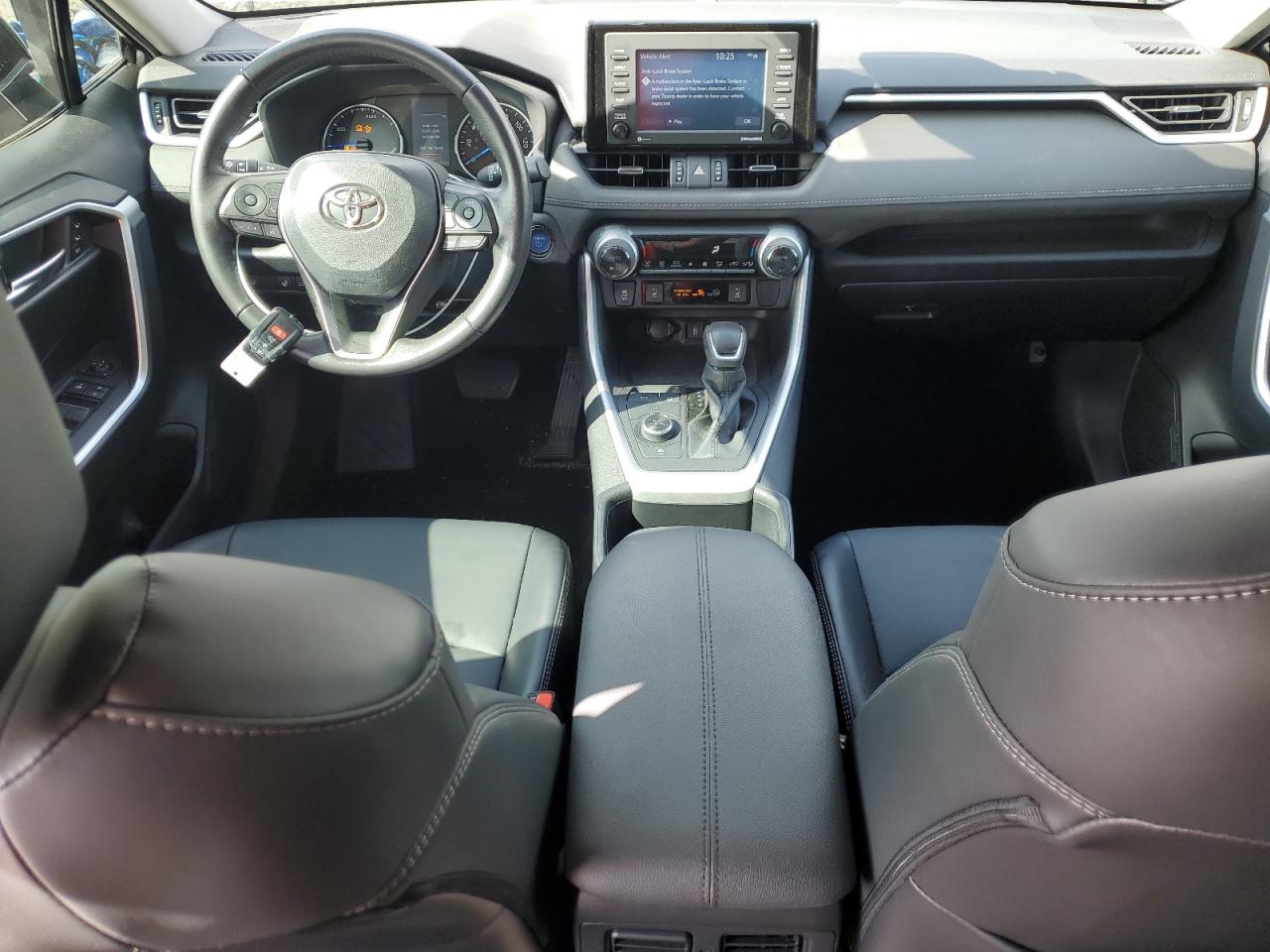 2022 Toyota Rav4 Xle Premium VIN: 4T3B6RFV2NU102904 Lot: 82227025